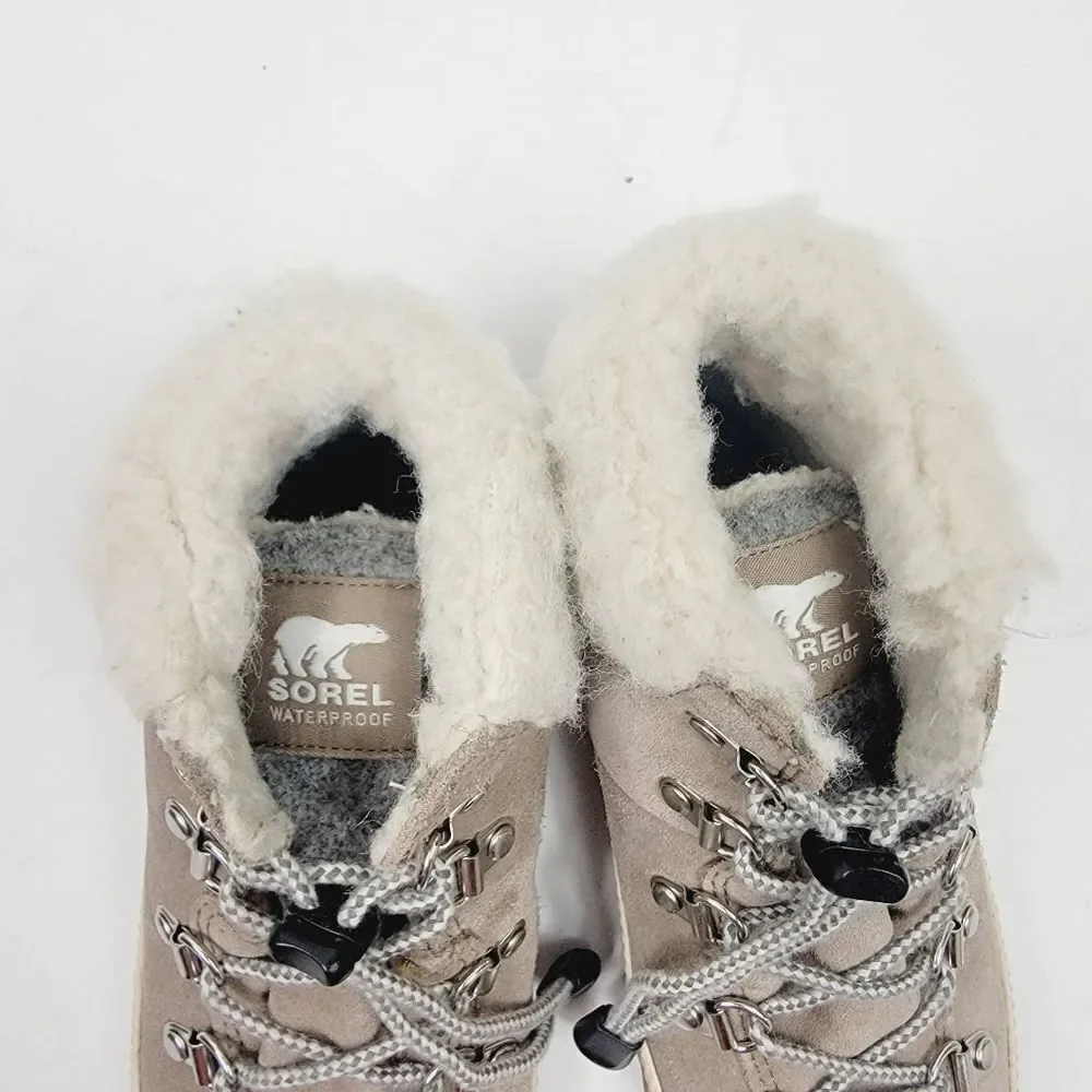 Sorel Kids Out and About Conquest Boots Size 1 Grayish Tan Suede
